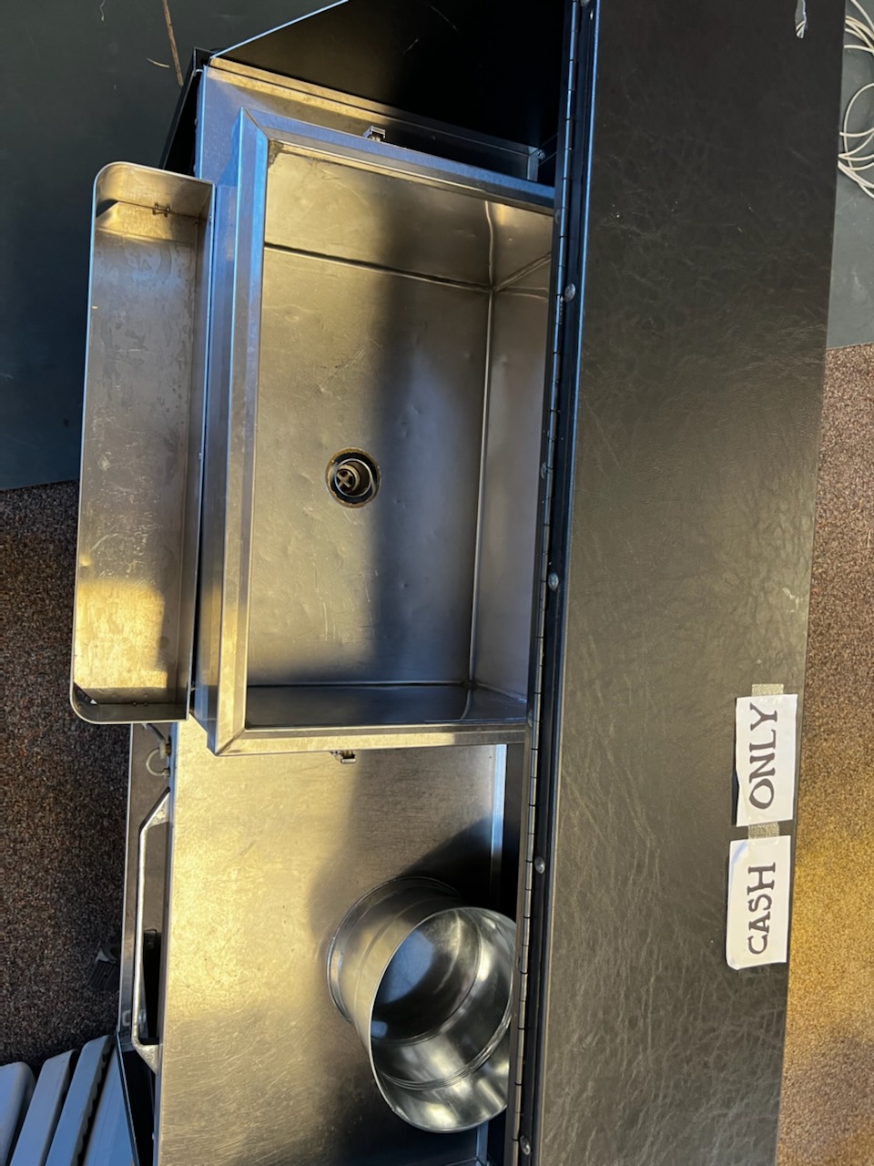 Portable bar — option 3